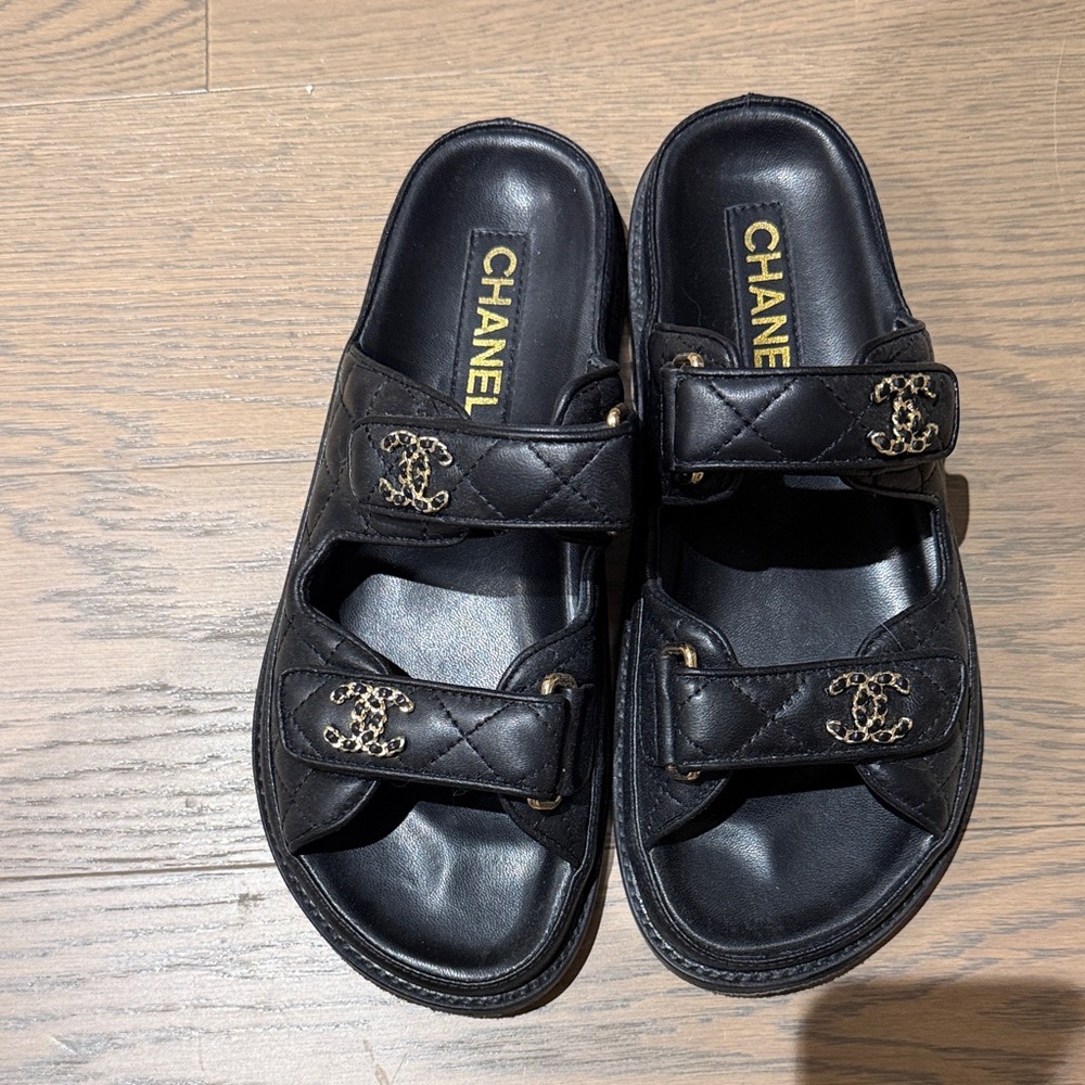 Chanel Interlocking CC Logo Leather Slides